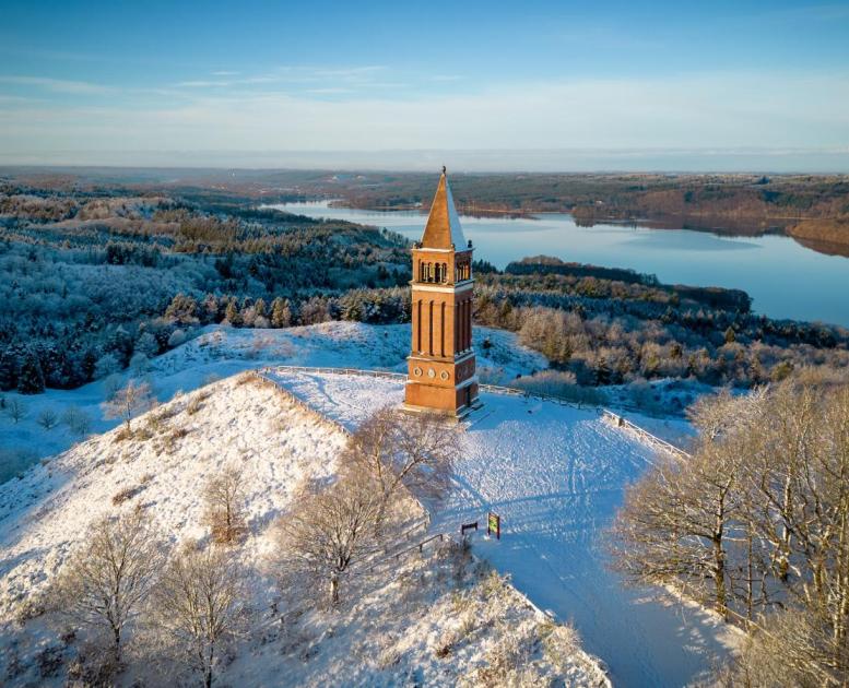 Himmelbjerget med sne